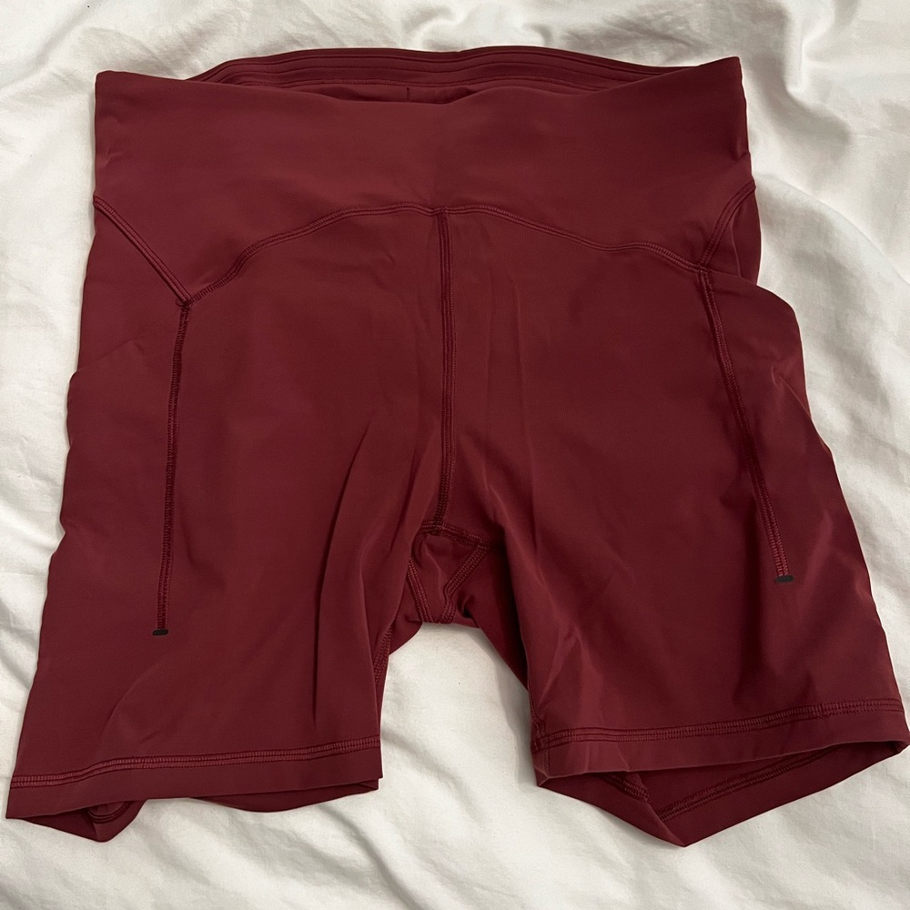 Lululemon Power Thru high rise shorts with pocket
